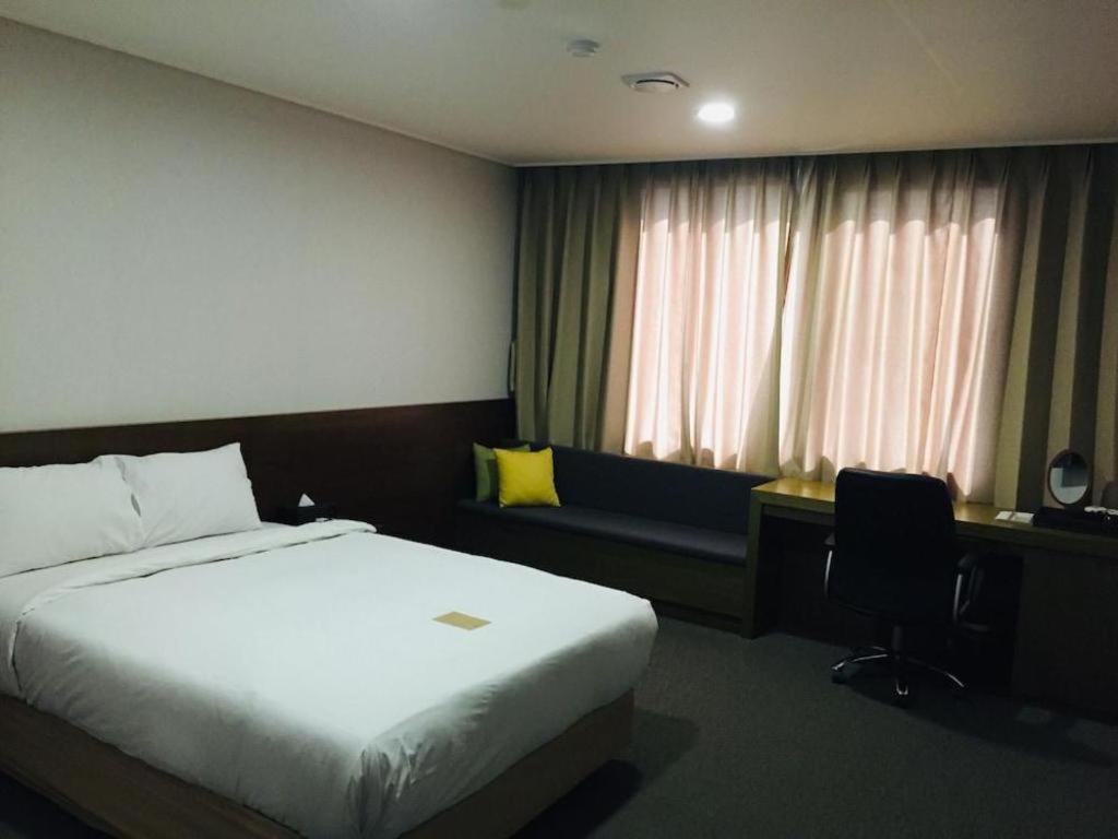 Jeonju Yeonghwa Hotel Esterno foto