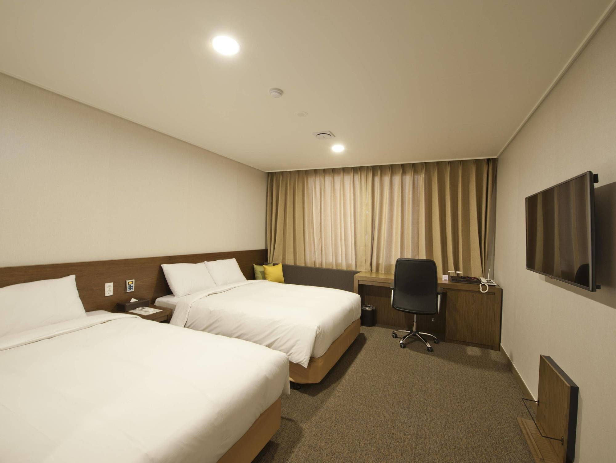 Jeonju Yeonghwa Hotel Esterno foto